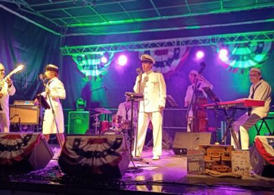 spectacle-de-Madeeson-Co-Pontivy3-400x284